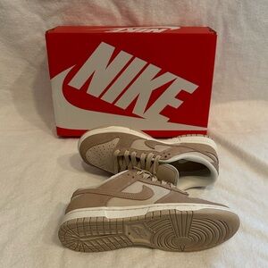 Nike Dunk Low SE Sand Drift- 7.5W